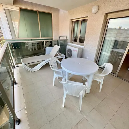 With Sea View Pool & Private Parking