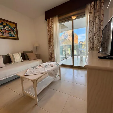 Apartment With Sea View Pool & Private Parking